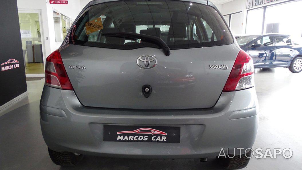 Toyota Yaris 1.4 D-4D AC de 2011