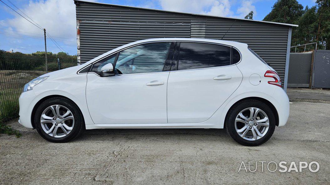 Peugeot 208 de 2014