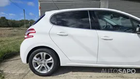 Peugeot 208 de 2014