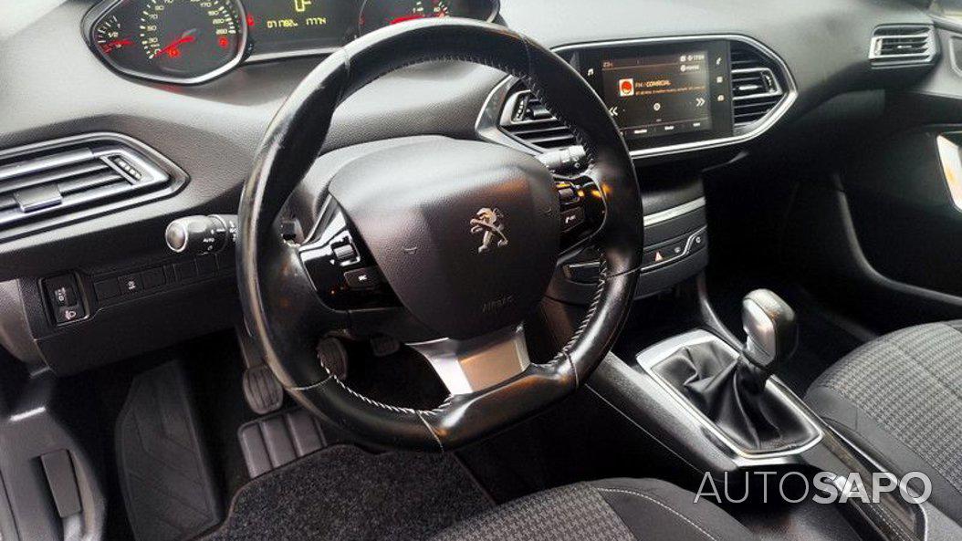 Peugeot 308 1.6 BlueHDi Active de 2017