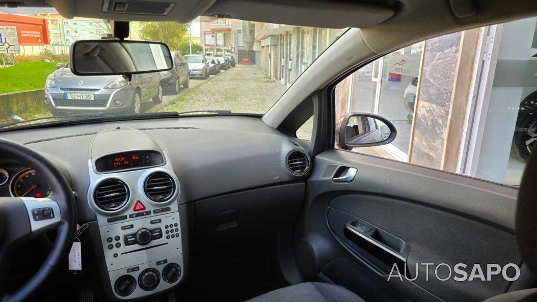 Opel Corsa 1.2 Enjoy S/S de 2011