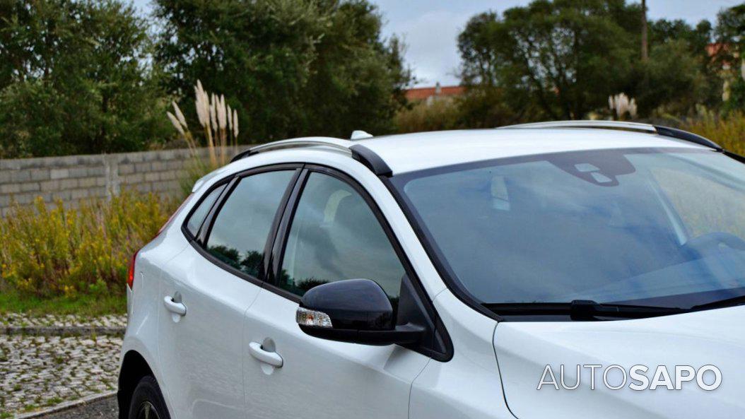 Volvo V40 Cross Country 1.6 D2 Kinetic de 2015