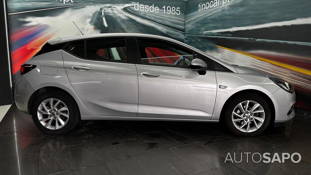 Opel Astra de 2020