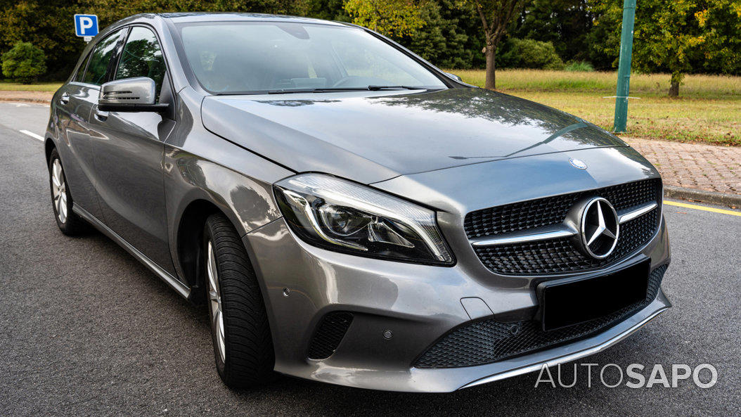 Mercedes-Benz Classe A 180 CDi BlueEfficiency Edition Style de 2016