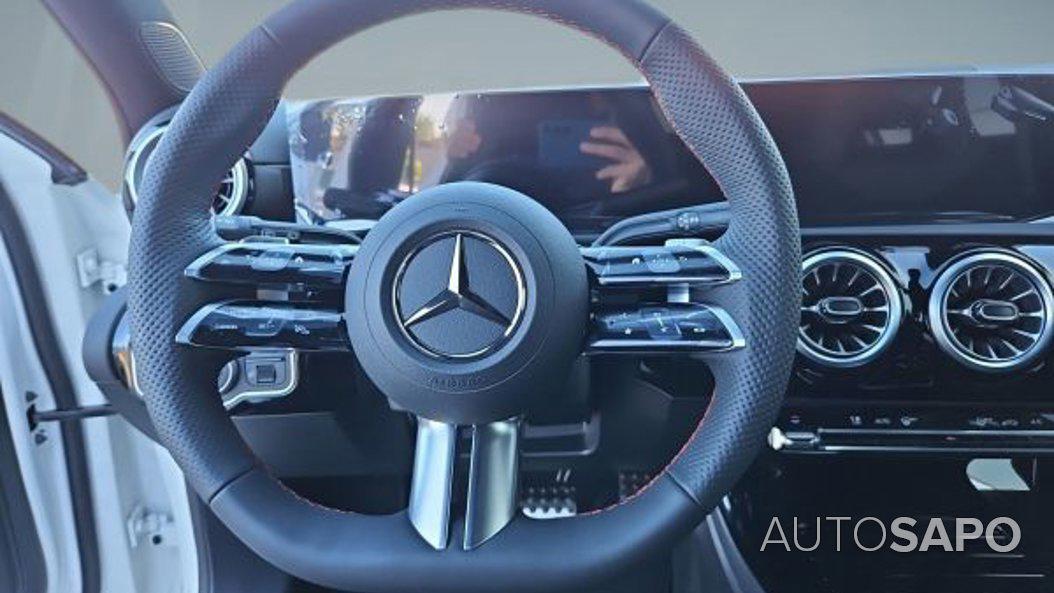 Mercedes-Benz Classe A 200 AMG Line Aut. de 2024