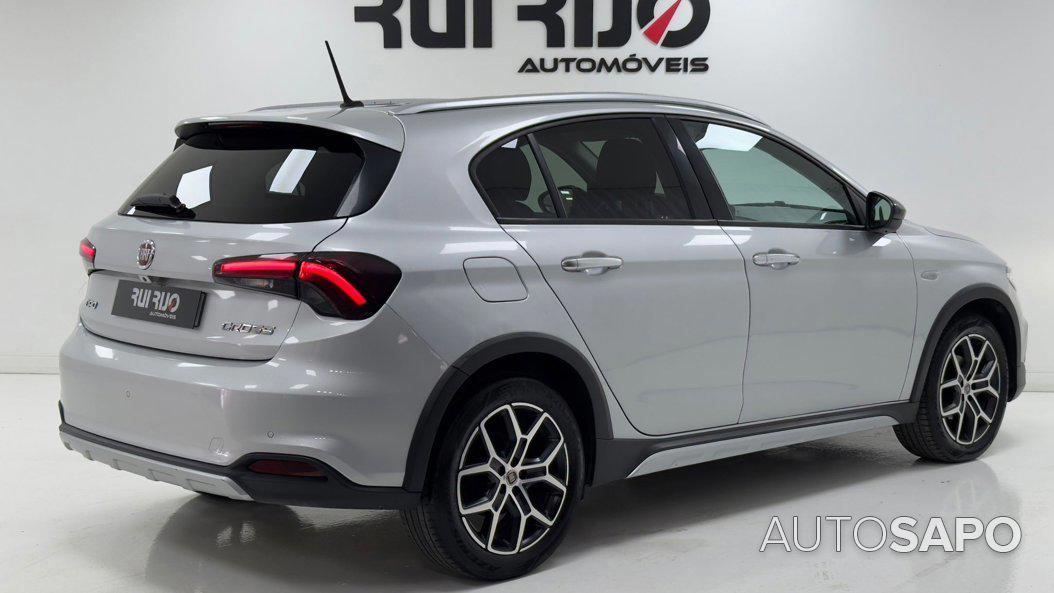 Fiat Tipo Cross 1.3 Multijet de 2021