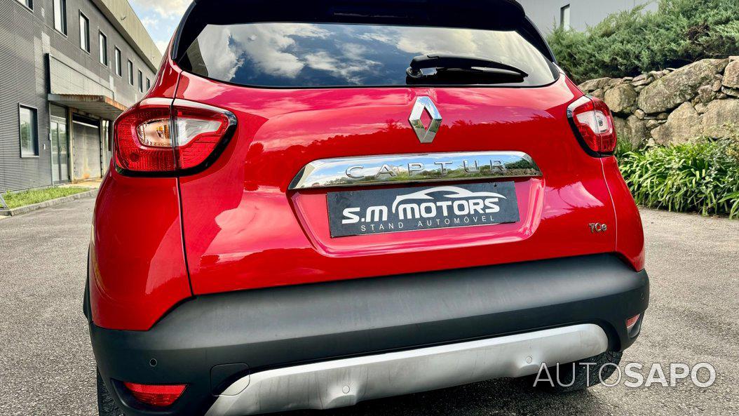 Renault Captur 0.9 TCe Helly Hansen de 2014