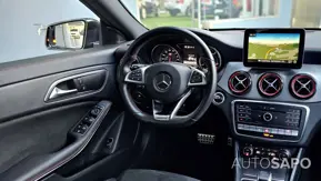 Mercedes-Benz Classe CLA 45 AMG 4-Matic de 2016