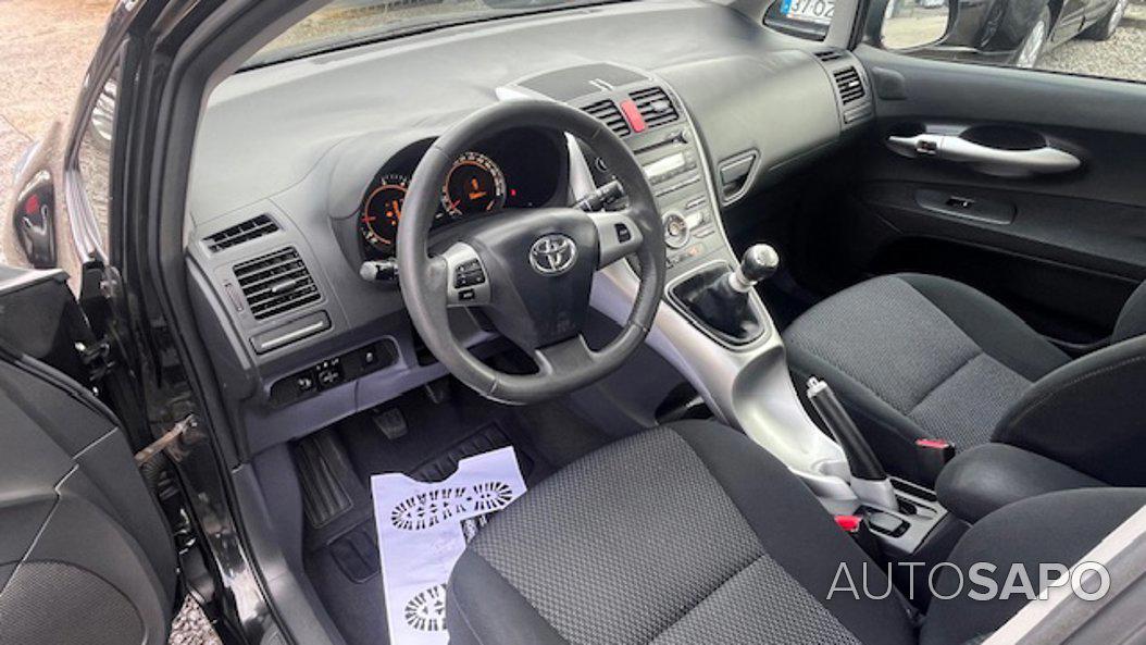 Toyota Auris 1.4 D-4D Comfort+Pack Sport de 2010