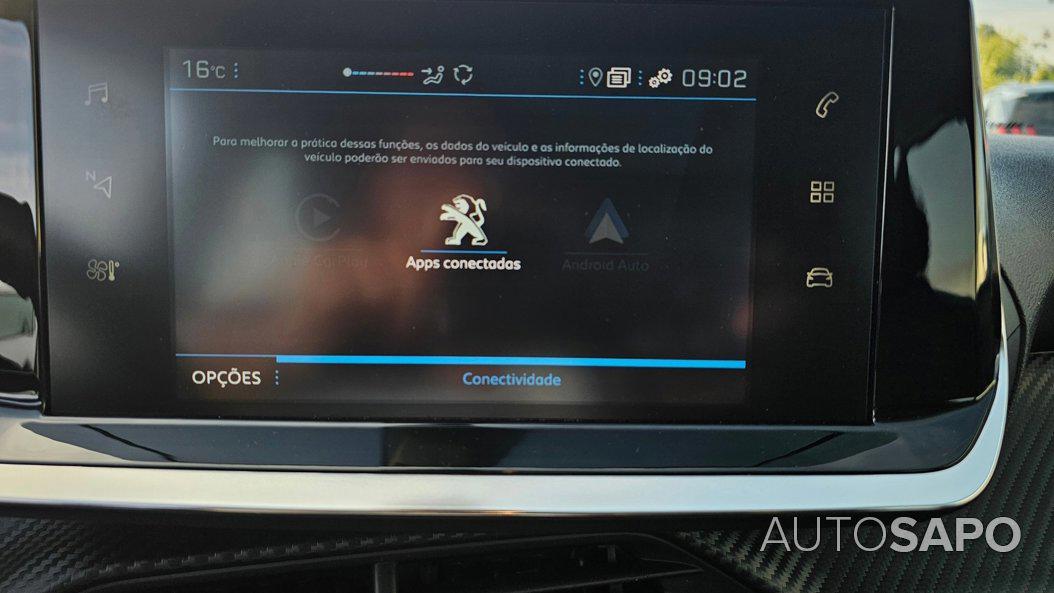 Peugeot 2008 1.2 PureTech Active EAT8 de 2021