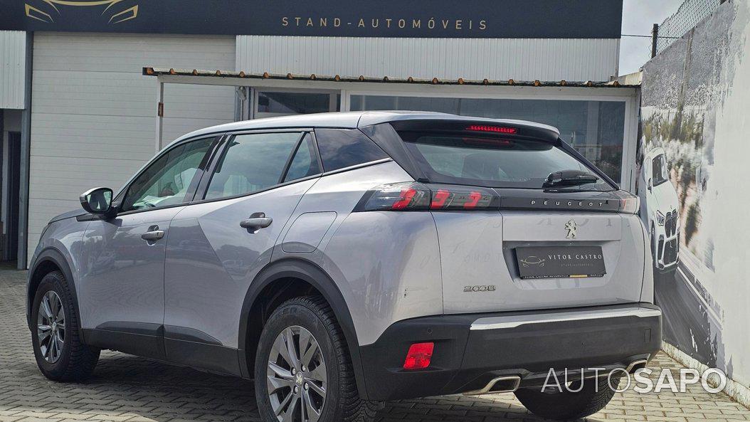 Peugeot 2008 1.2 PureTech Active EAT8 de 2021