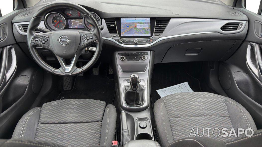 Opel Astra de 2016