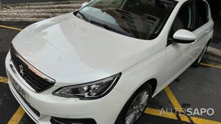 Peugeot 308 1.2 PureTech Allure de 2021