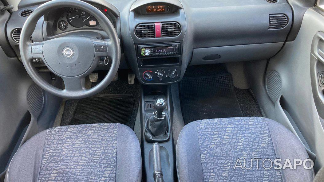 Opel Corsa de 2001