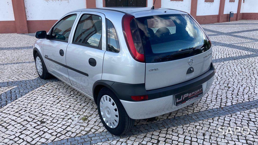 Opel Corsa de 2001