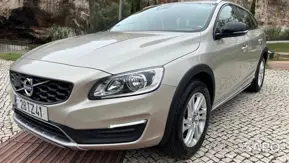 Volvo V60 Cross Country 2.0 D3 Momentum Geartronic de 2017