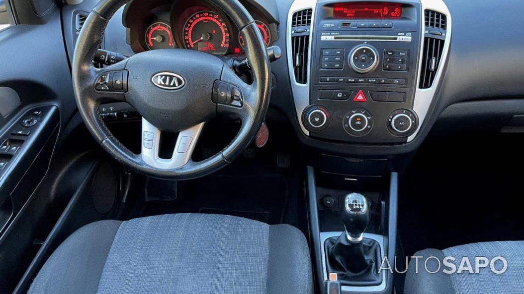 Kia Ceed de 2013