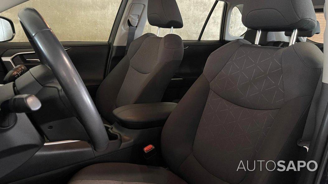 Toyota RAV4 2.5 HDF Comfort de 2019