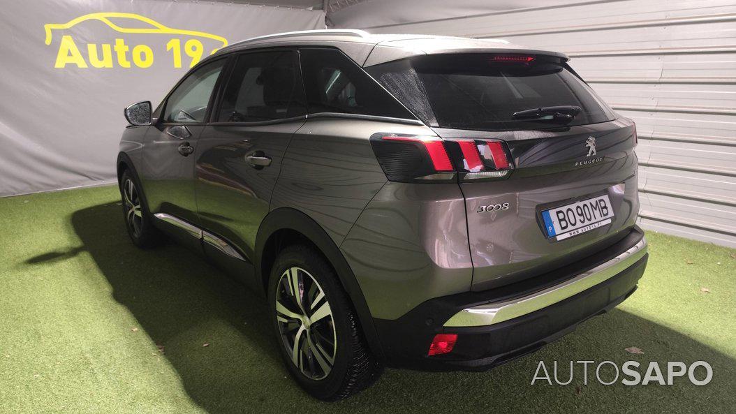 Peugeot 3008 1.2 PureTech Allure EAT6 de 2017