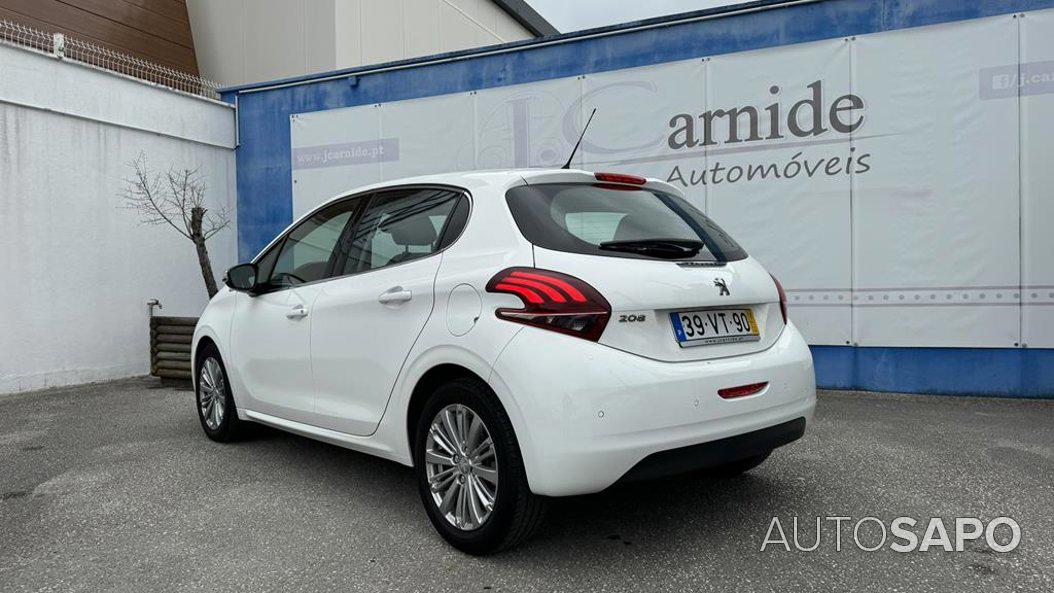 Peugeot 208 1.2 PureTech Allure de 2018