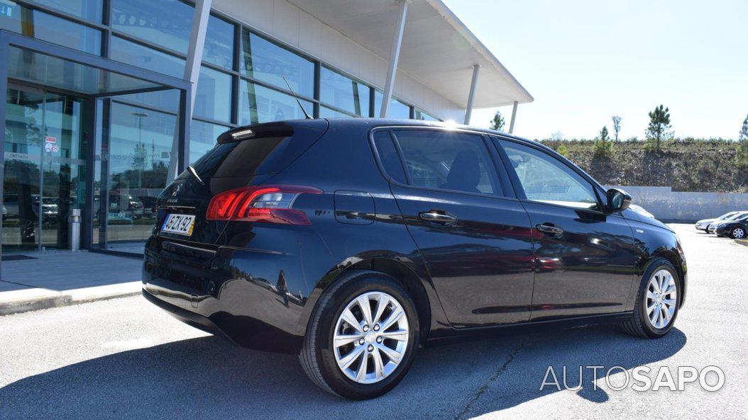 Peugeot 308 1.2 PureTech Style de 2020