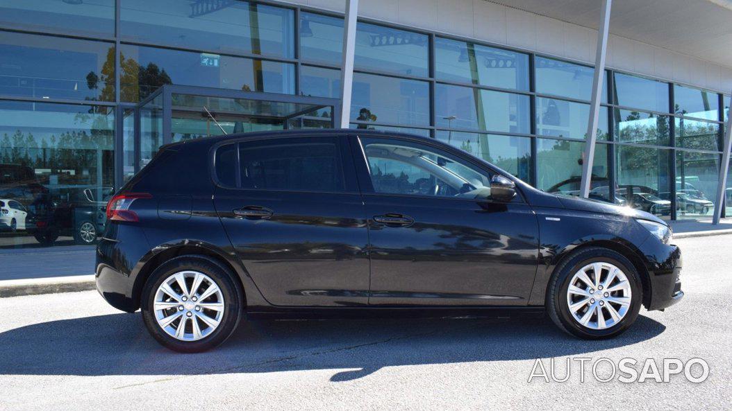 Peugeot 308 1.2 PureTech Style de 2020