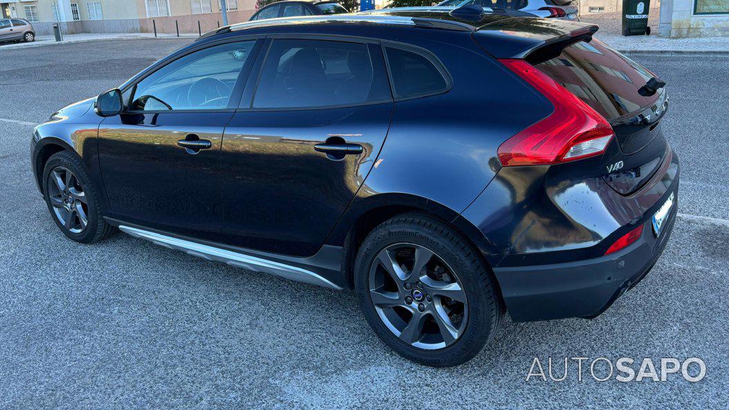 Volvo V40 Cross Country 2.0 D2 Kinetic de 2015