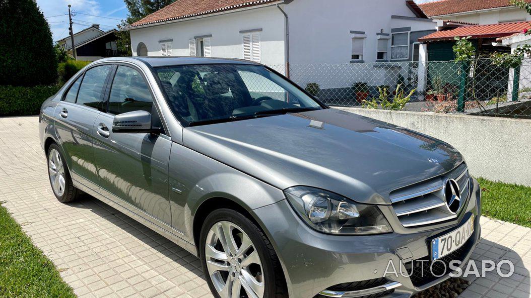 Mercedes-Benz Classe C 220 BlueTEC Avantgarde Aut. de 2012