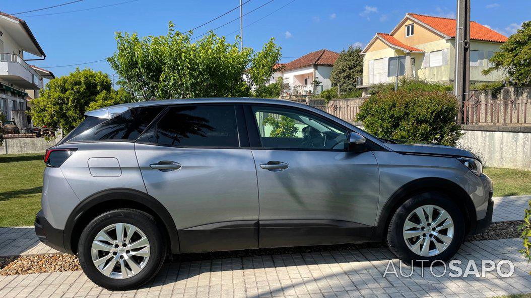 Peugeot 3008 1.5 BlueHDi Active Pack de 2019