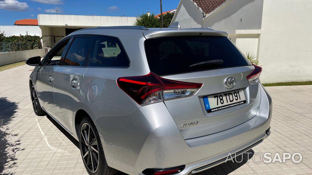 Toyota Auris 1.4 D-4D Comfort Pack Techno+Pack Sport de 2017