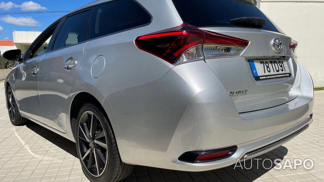 Toyota Auris 1.4 D-4D Comfort Pack Techno+Pack Sport de 2017