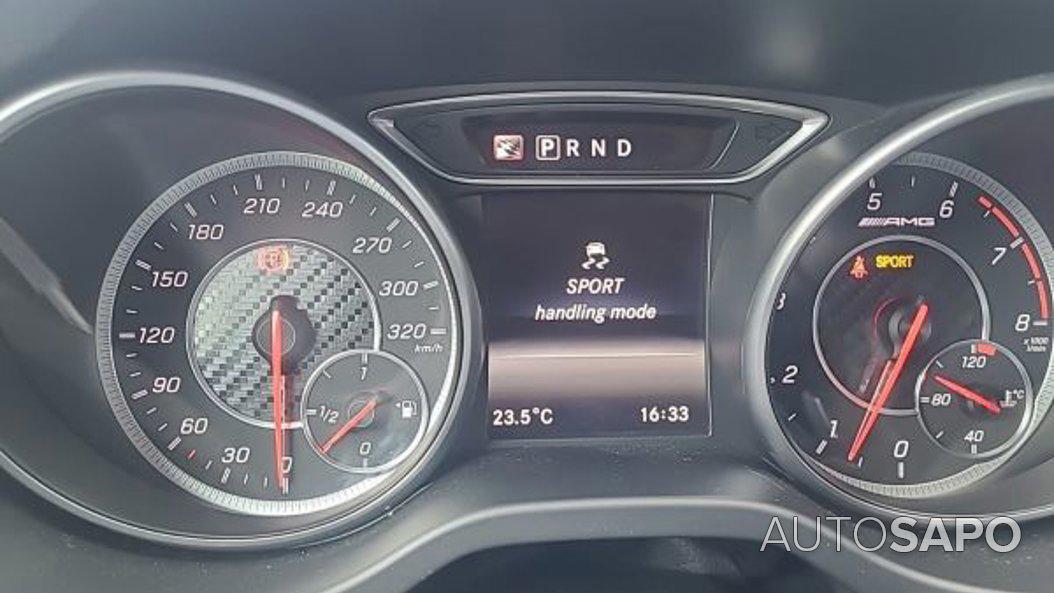 Mercedes-Benz Classe A 45 AMG 4-Matic de 2016