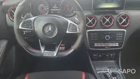 Mercedes-Benz Classe A 45 AMG 4-Matic de 2016