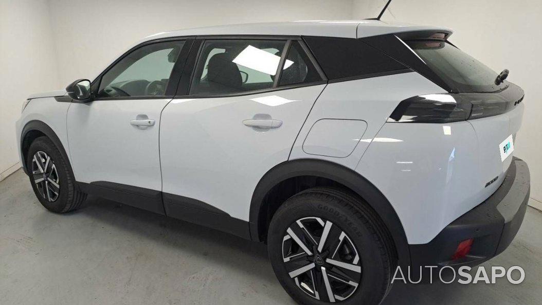 Peugeot 2008 1.2 PureTech Active de 2024