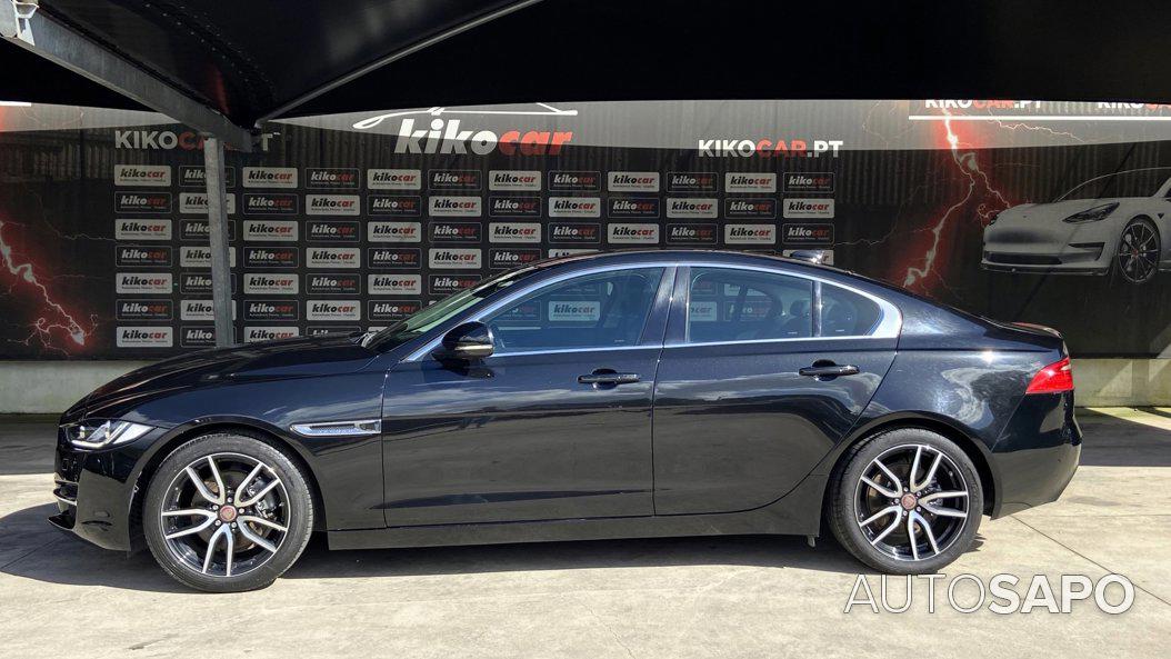 Jaguar XE de 2016