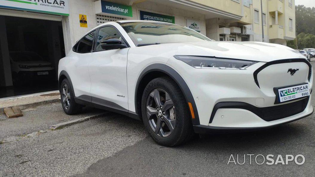 Ford Mustang Mach-E de 2023