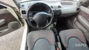 Nissan Micra de 2000