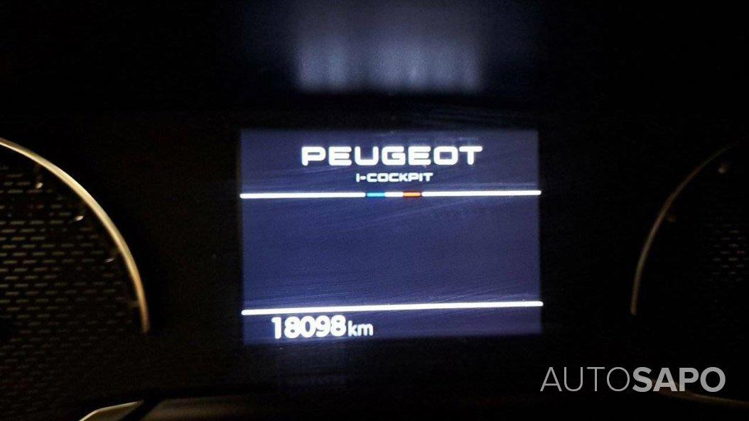 Peugeot 2008 1.2 PureTech Active de 2024