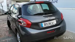 Peugeot 208 de 2014