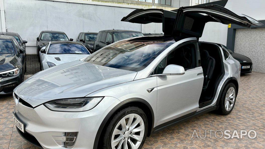 Tesla Model X 75D de 2017