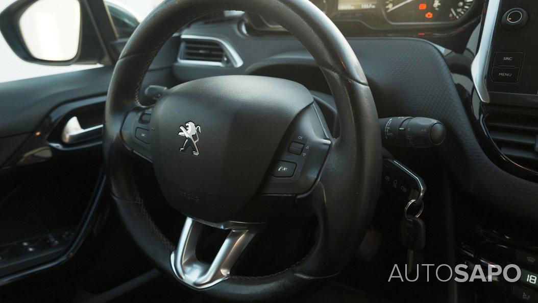 Peugeot 208 1.2 PureTech Allure de 2017