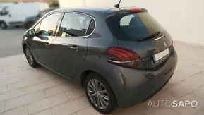 Peugeot 208 1.2 PureTech Allure de 2017