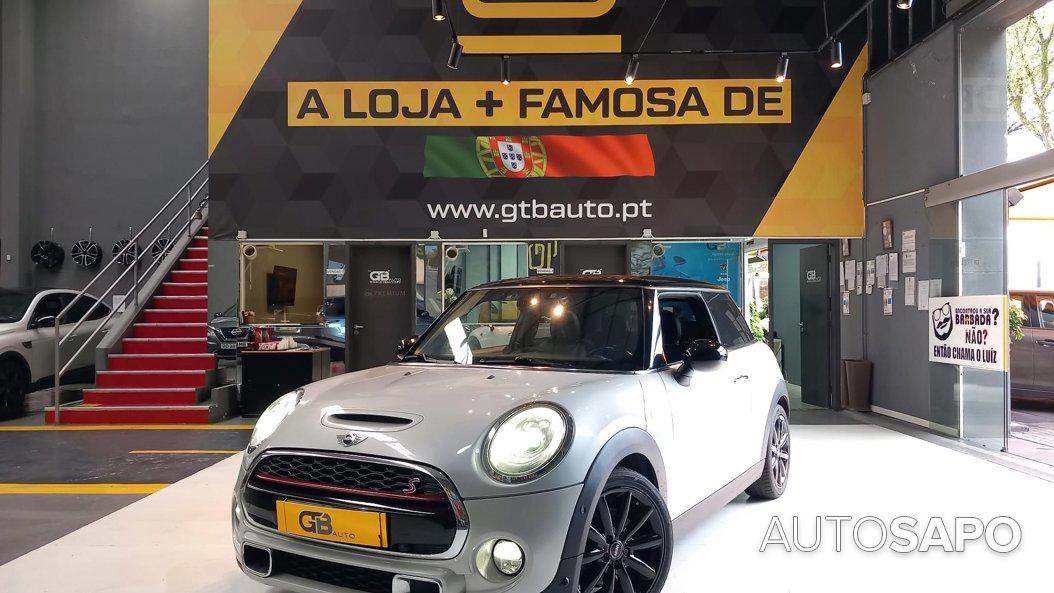 MINI Cooper de 2016