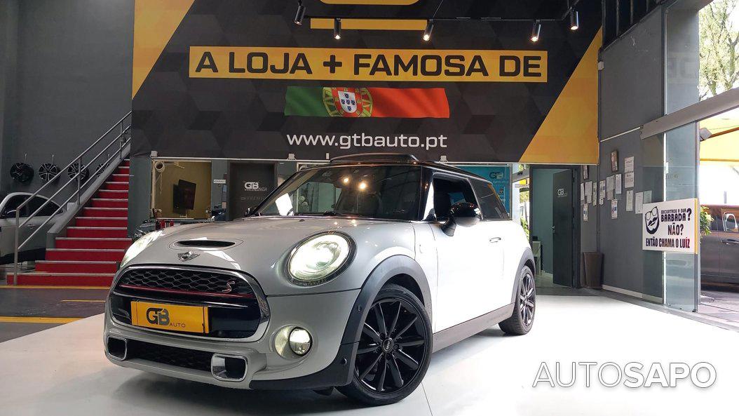 MINI Cooper de 2016