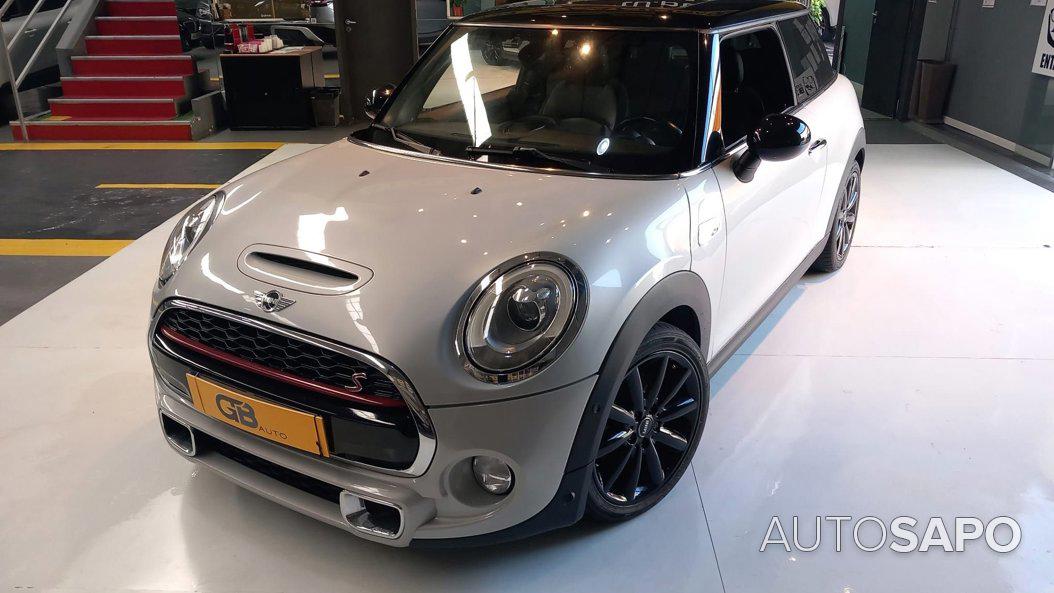 MINI Cooper de 2016