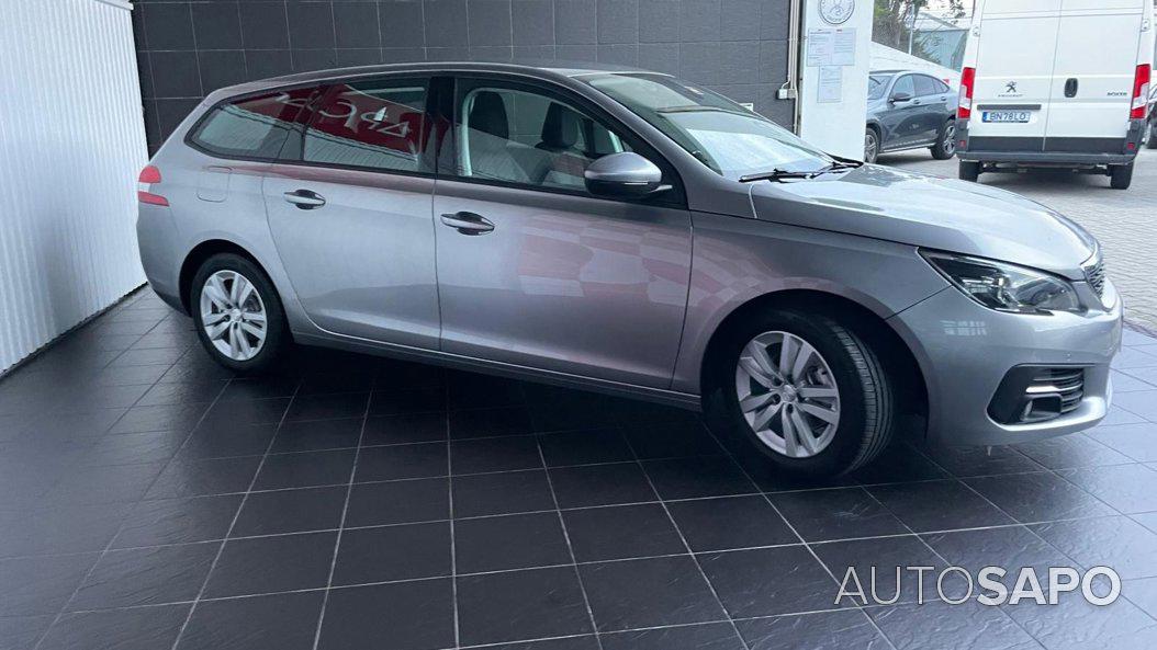 Peugeot 308 1.2 PureTech Business Line de 2019