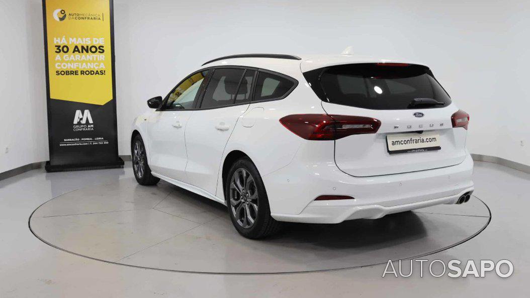 Ford Focus 1.0 EcoBoost MHEV ST-Line de 2024