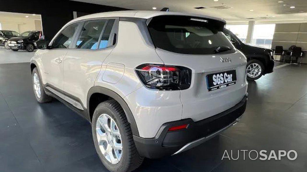 Jeep Avenger 1.2 GSE T3 Altitude de 2024