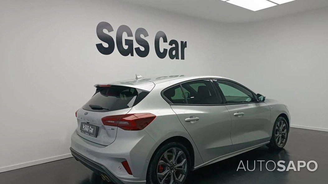 Ford Focus 1.0 EcoBoost MHEV ST-Line X de 2023