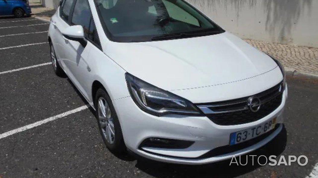 Opel Astra de 2017